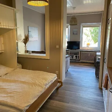 Strandallee Apartment